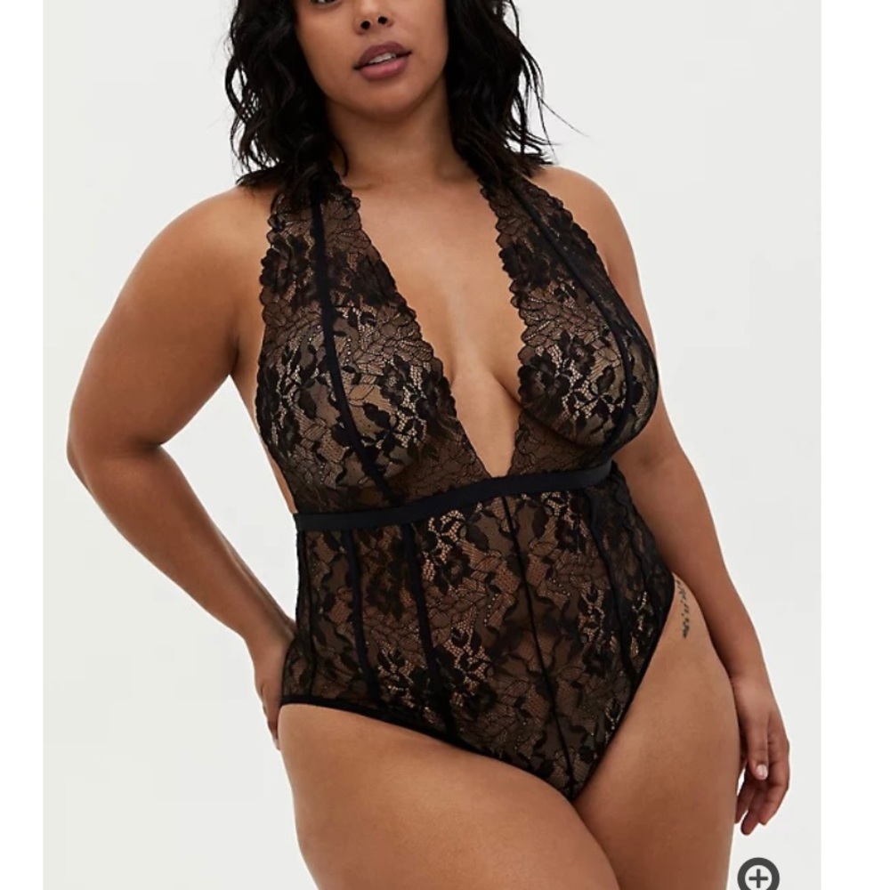Torrid Lace Bodysuit size 1
